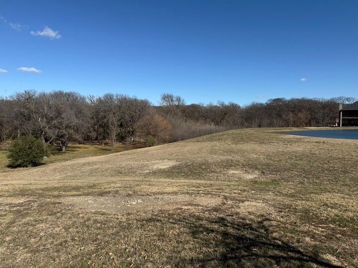Property Photo:  2453 Creekwood Drive  TX 75104 