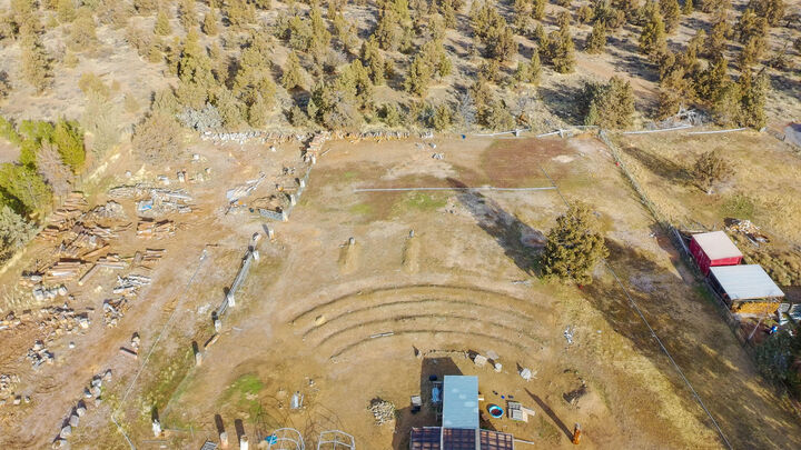 Property Photo:  65665 SW 61st Street  OR 97703 