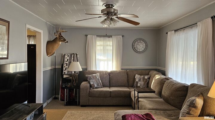 Property Photo:  335 Iris Court  IL 61520 