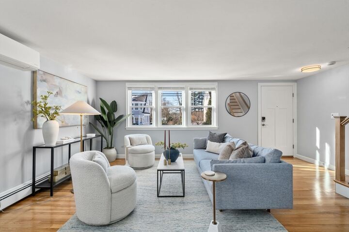 Property Photo:  266 Hunnewell Street 266  MA 02494 