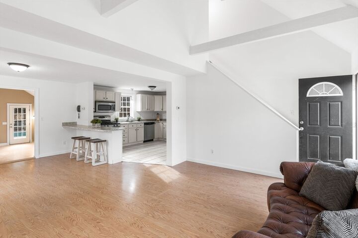 Property Photo:  6 George Gallant Rd  MA 02563 