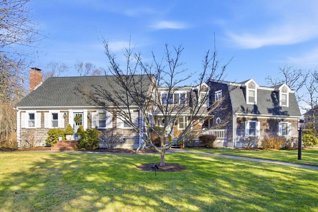 Property Photo: 15 Bay View Ave Ms MA 02739