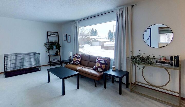 Property Photo: 5402 12 Avenue AB T7E 1J8