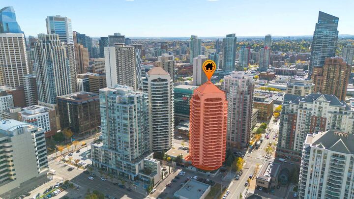 Property Photo:  1088 6 Avenue SW 1901  AB T2P 5N3 