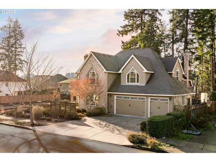 Property Photo:  9985 SW 141st Ave  OR 97008 