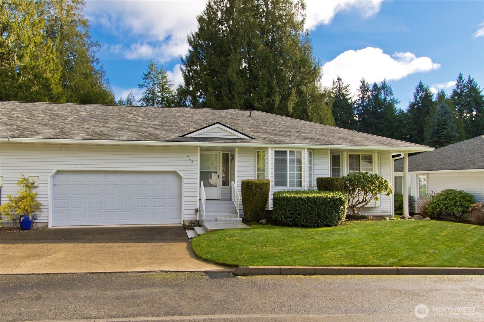 Property Photo:  4421  33rd Avenue 14B  WA 98335 