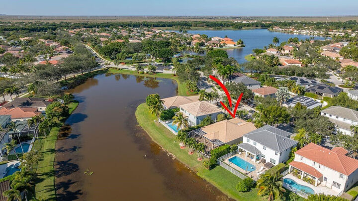 Property Photo:  1012 Fairfield Meadows Drive  FL 33327 