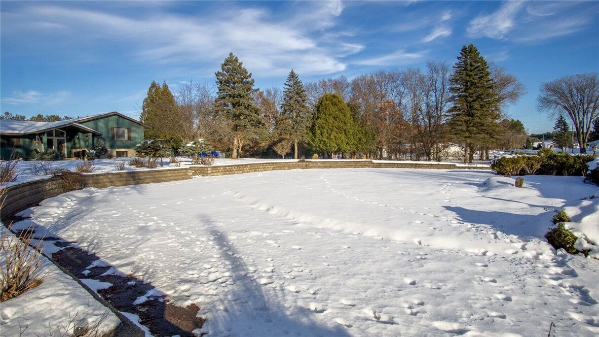 Property Photo:  809 High Street  WI 54730 