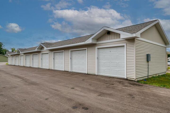 Property Photo: 1502 Simsbury Street MI 49686