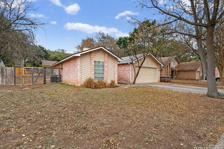 Property Photo:  2415 Moss Terrace  TX 78232 