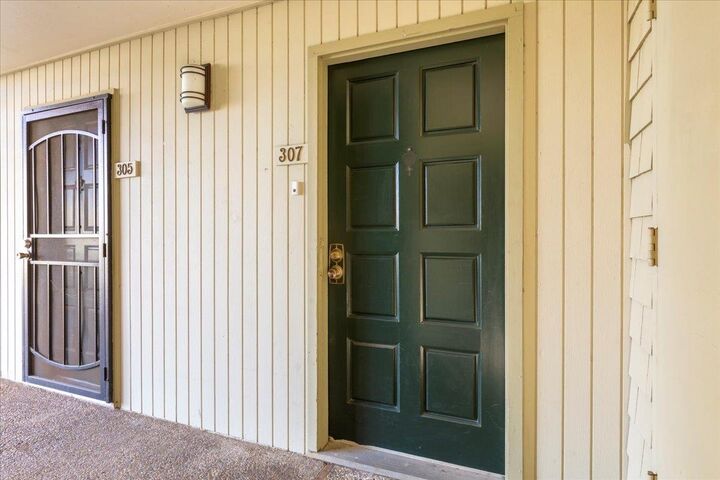 Property Photo:  280 Easy Street 307  CA 94043 