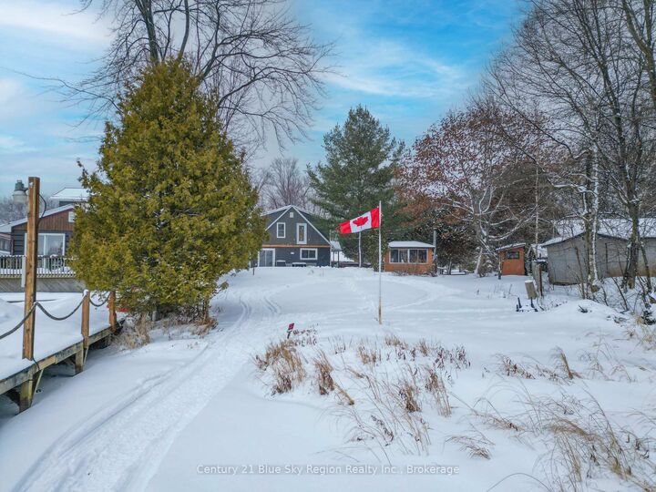 Photo de la propriété:  12 Mowat Crescent  ON P1A 1R5 