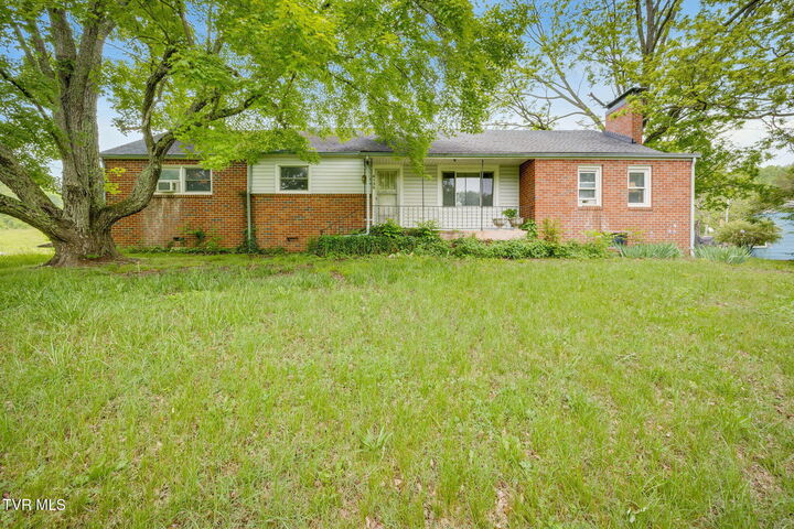 Property Photo: 4136 Ridge Road TN 37660