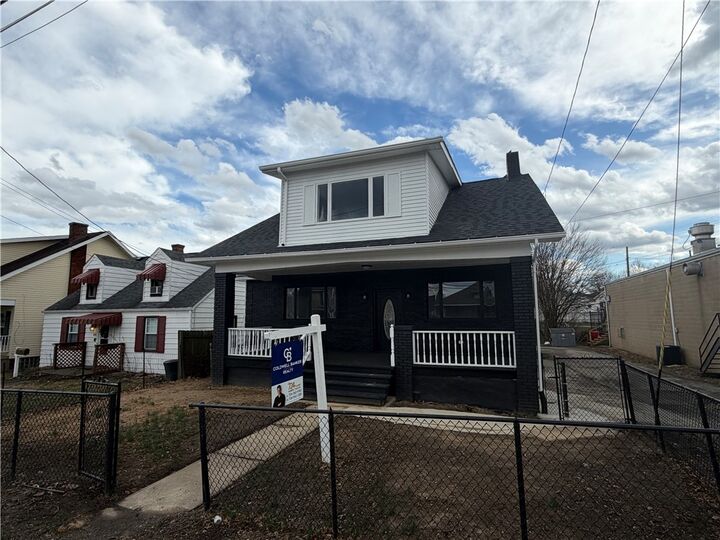 Property Photo:  1028 Broad  PA 15012 