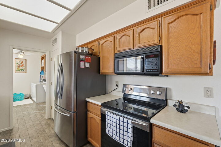 Property Photo: 8061 E Monte Avenue AZ 85209