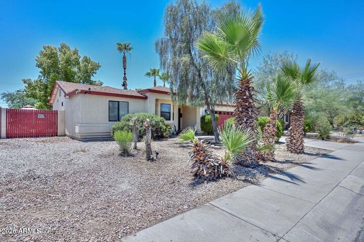 Property Photo:  3005 E Danbury Road  AZ 85032 