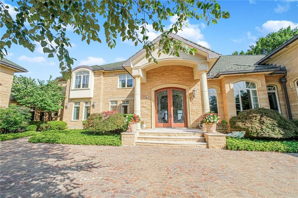 Property Photo:  50 Wakefield Road  NY 10312 