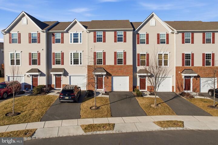 Property Photo:  154 Helen Drive  NJ 08077 