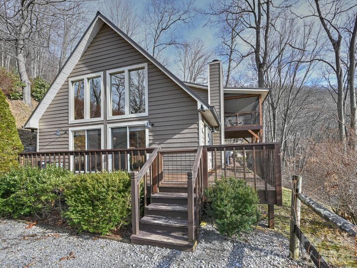 Property Photo:  1954 Utah Mountain Road  NC 28785 