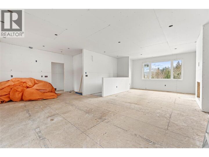 Property Photo:  162 James Street  BC V0E 1Y0 