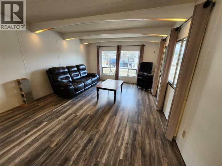 Property Photo: 327 Edward Street BC V0E 2S0