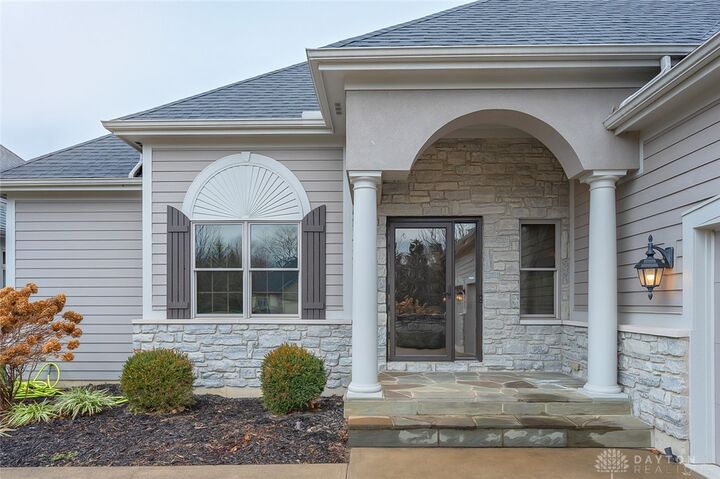 Property Photo:  1174 Club View Drive  OH 45458 