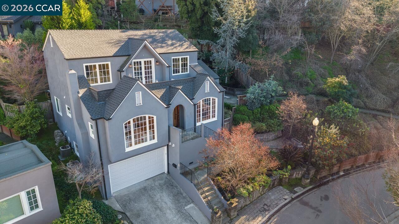 Property Photo:  780 Carlston Ave  CA 94610 