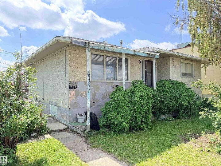 Property Photo: 10407 102 Street AB T7P 1K7