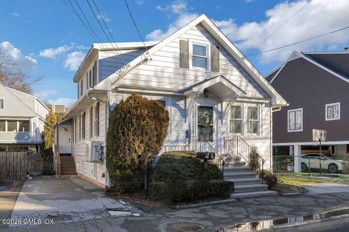 Property Photo: 71 Prospect Street 2 CT 06830