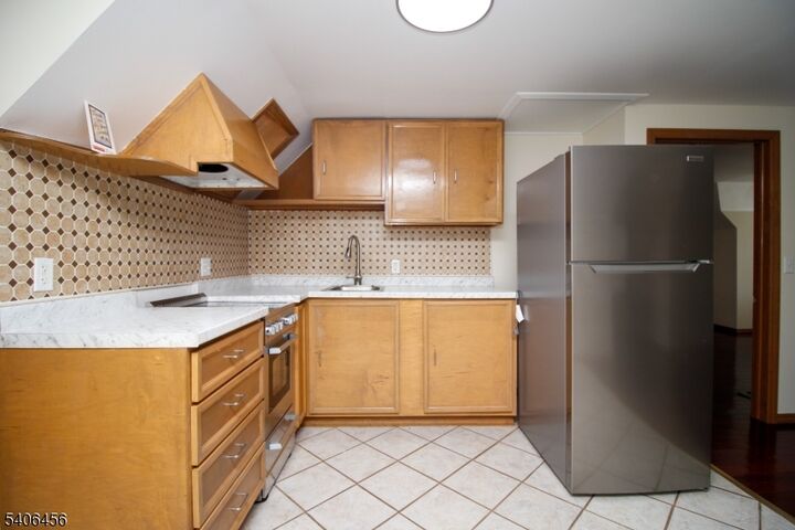 Property Photo:  172 S Morris St Ab  NJ 07801 