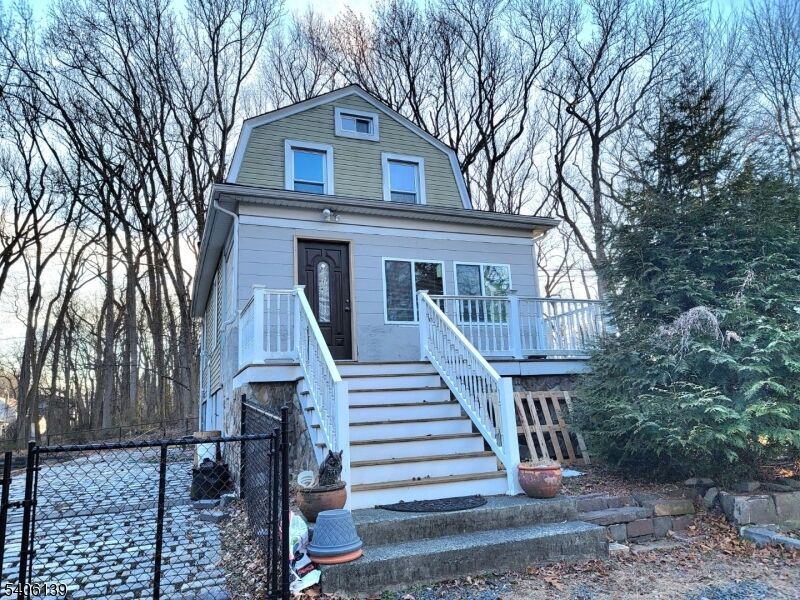 Property Photo: 906 Center St NJ 07076