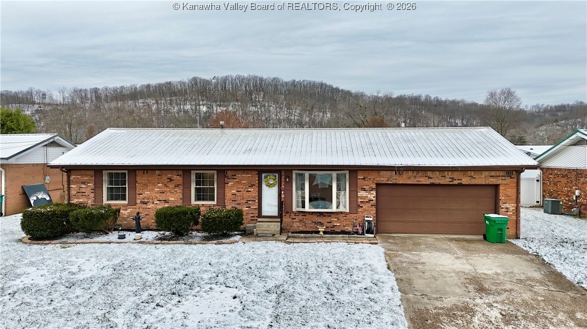 Property Photo:  194 Shawnee Estates  WV 25213 