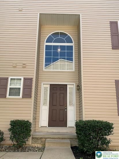 Property Photo:  6870 Hunt Drive  PA 18062 