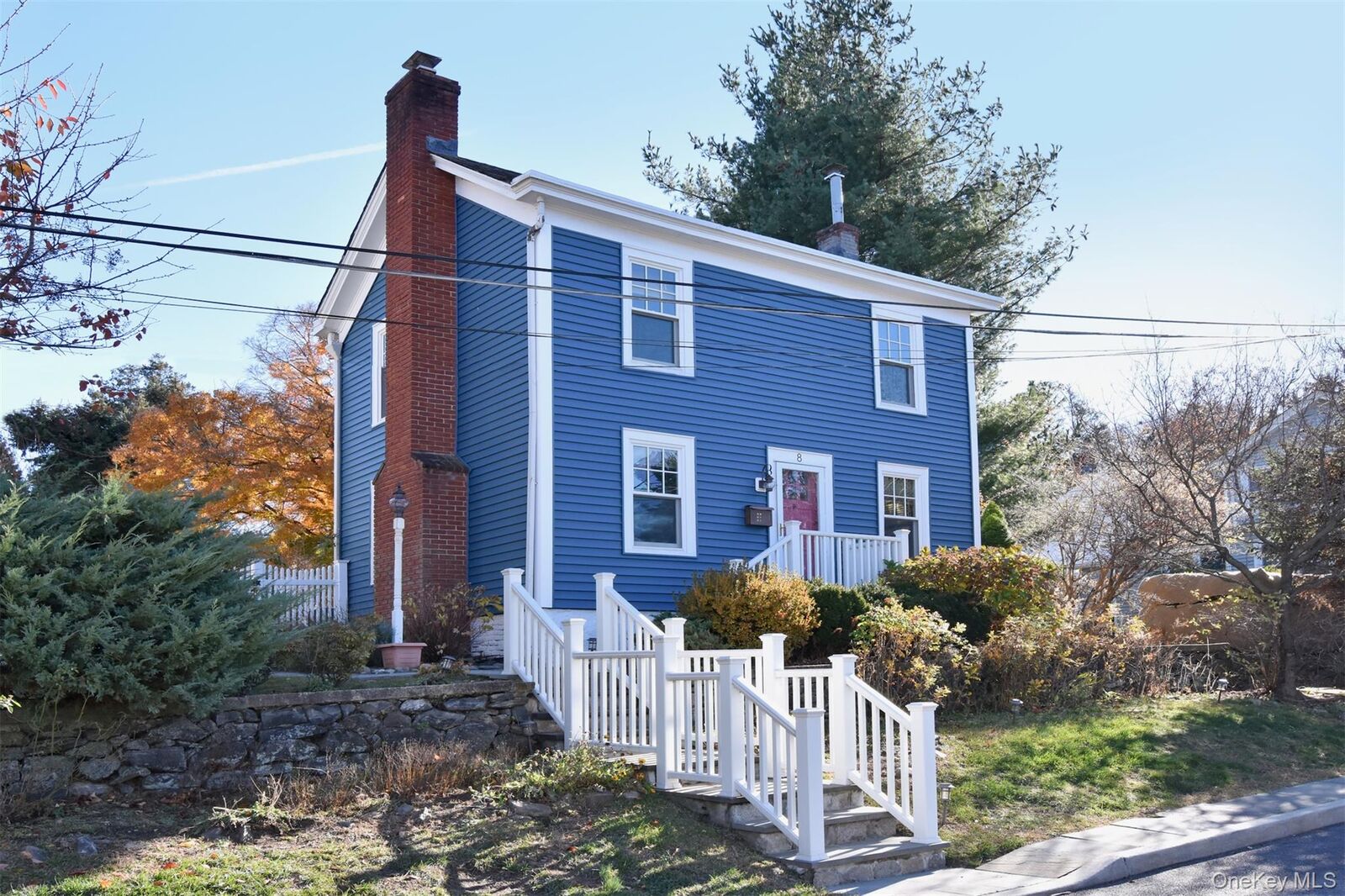 Property Photo:  8 Washington Place  NY 10591 