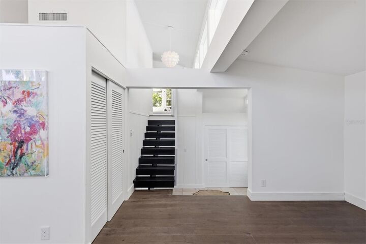 Property Photo:  425 Partridge Circle  FL 34236 