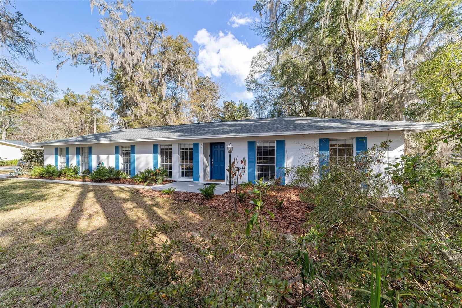 Property Photo:  5417 NW 33rd Street  FL 32653 