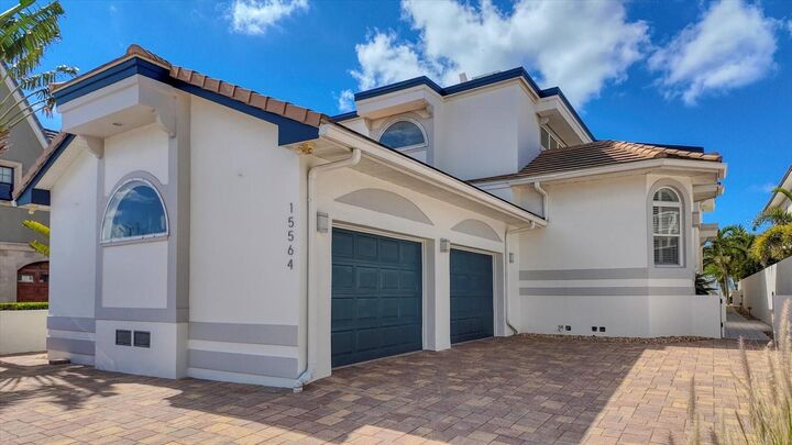 Property Photo:  15564 Gulf Boulevard  FL 33708 