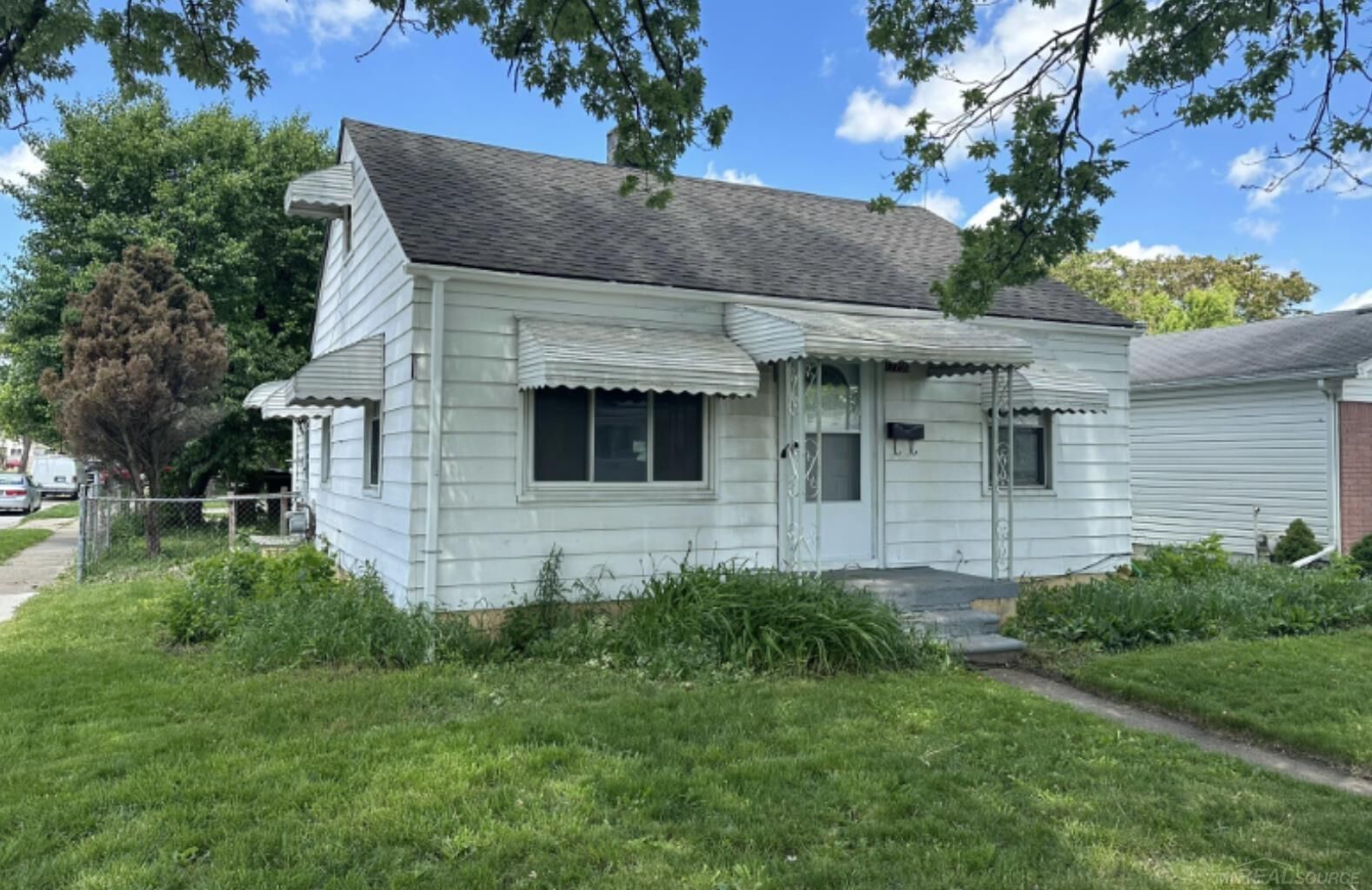 Property Photo:  17705 Longfellow St Street  MI 48066 