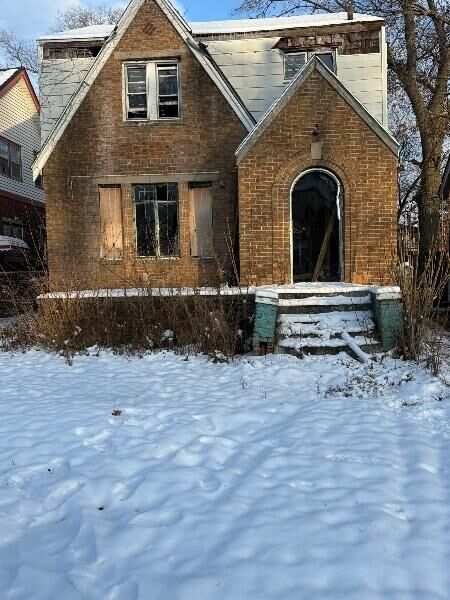 Property Photo:  16560 Ward Avenue  MI 48235 