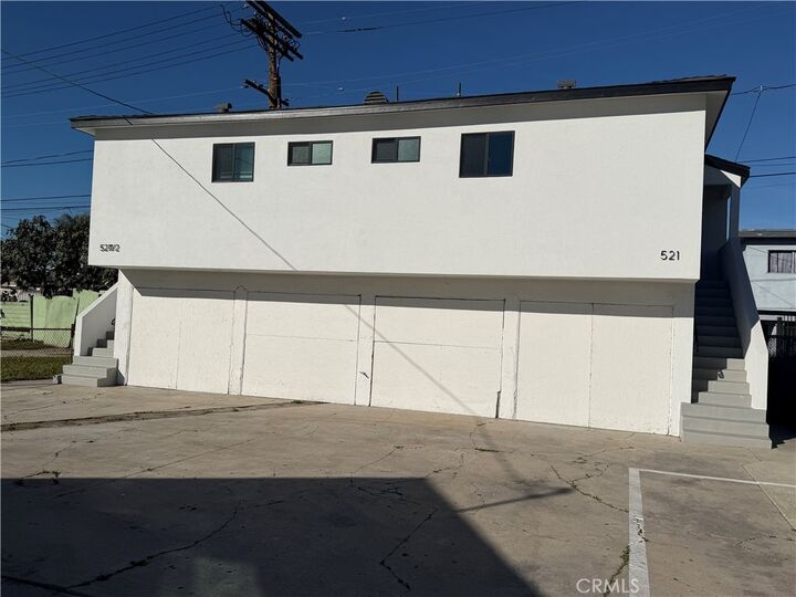 Property Photo:  521 W 78th  CA 90044 