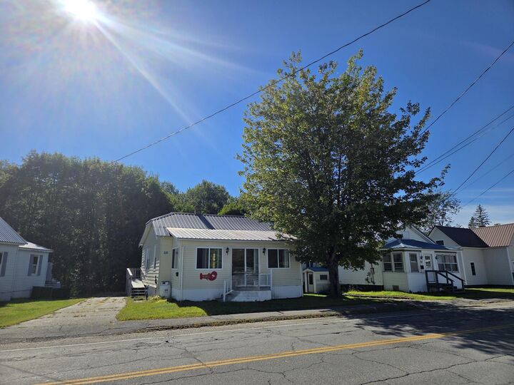 Property Photo: 90 Bates Street ME 04462
