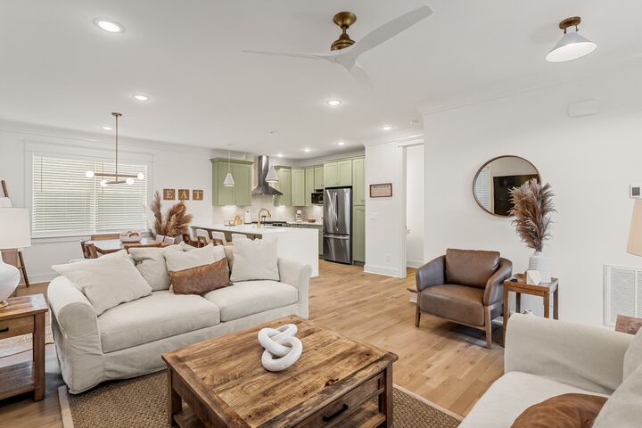 Property Photo:  5011C Illinois Ave  TN 37209 