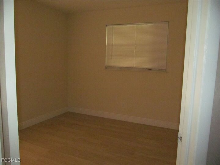 Property Photo:  1411 Caywood Circle S  FL 33936 