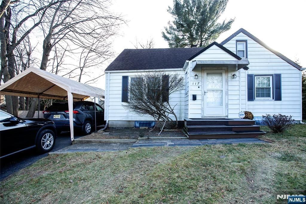 Property Photo:  117 Monroe Avenue  NJ 07661 
