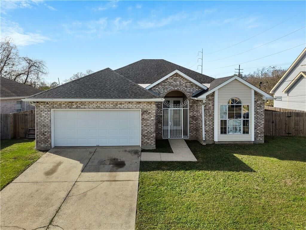 Property Photo: 5040 Good Drive LA 70127