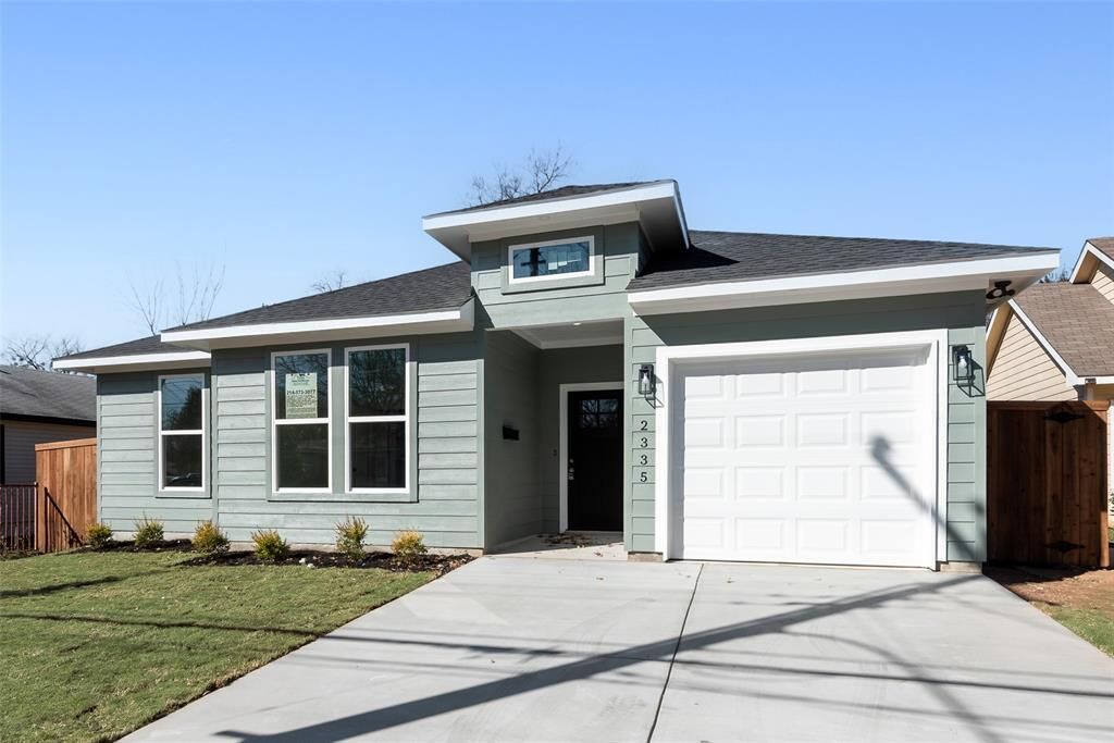 Property Photo:  2335 Macon Street  TX 75215 