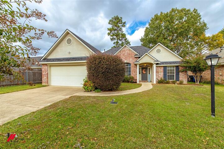 Property Photo: 236 Harders Crossing Boulevard LA 71106