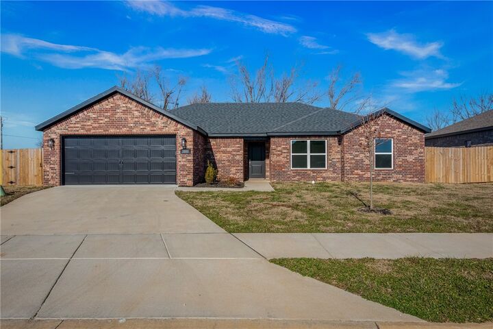 Property Photo: 1000 Autumn Royal Avenue AR 72745