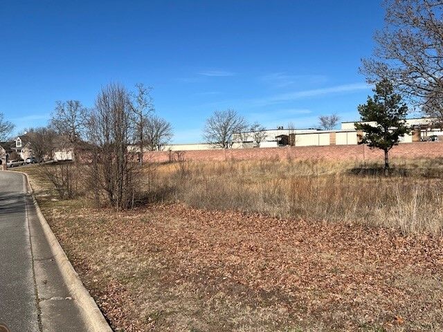 Property Photo:  1 Bluff Lane  AR 72631 