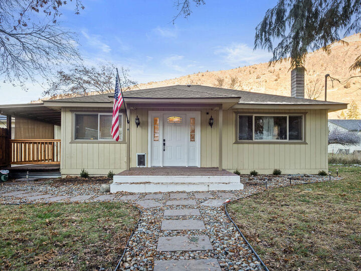 Property Photo:  1335 Shadow Lane  OR 97601 